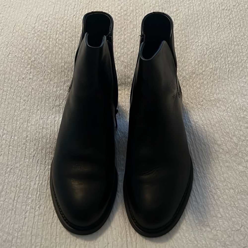 Franc Sarto Happily Booties size 7